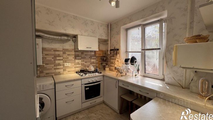2-комн квартира ул 1-я Перевозная, 106,  д. 106