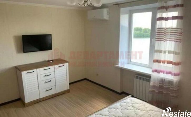 3-комн квартира ул Комсомольская Набережная, 23,  д. 23