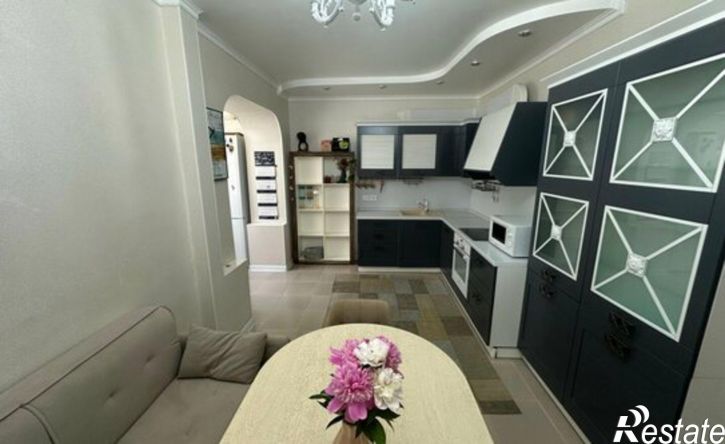 3-комн квартира улица Сен-Симона, 42 к4,  д. 42 к4