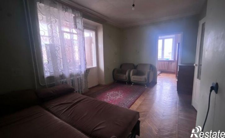 2-комн квартира ул Набережная 1 Мая, 9,  д. 9