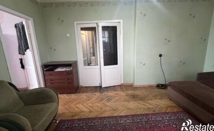 2-комн квартира ул Набережная 1 Мая, 9,  д. 9