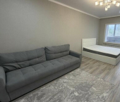 2-комн, 78кв м, этаж 2/9 Московская площадь, 89