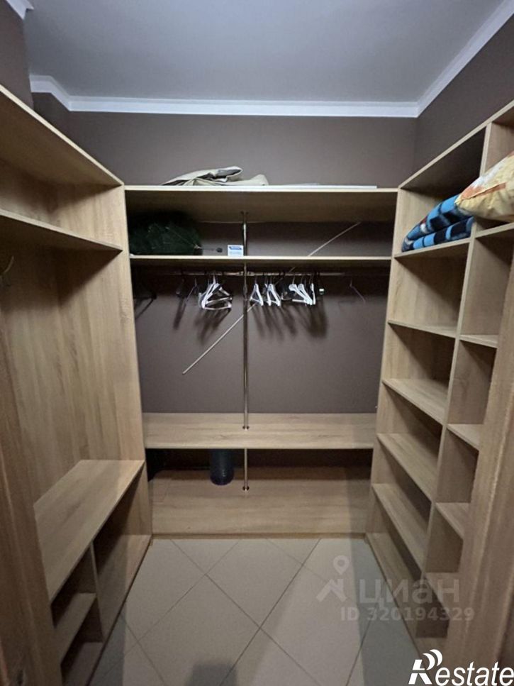 2-комн квартира ул Генерала Епишева, 1 1,  д. 1 1,  к. 1