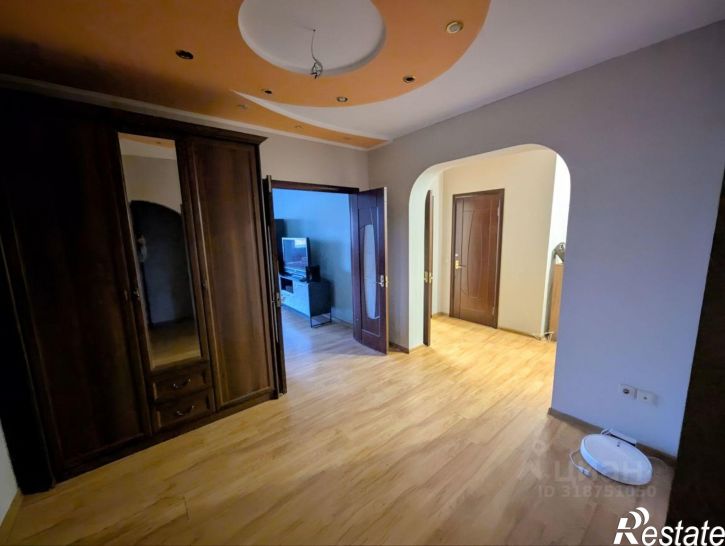 3-комн квартира улица Савушкина, 4 к1,  д. 4 к1