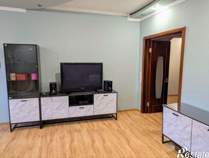 3-комн квартира улица Савушкина, 4 к1,  д. 4 к1