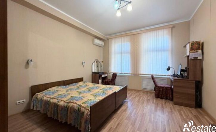 3-комн квартира ул Адмиралтейская, 4,  д. 4