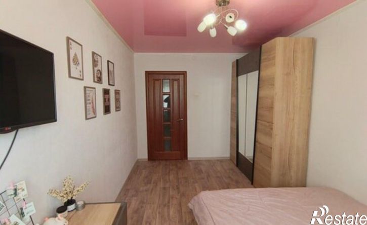 3-комн квартира ул 11-й Красной Армии, 8,  д. 8