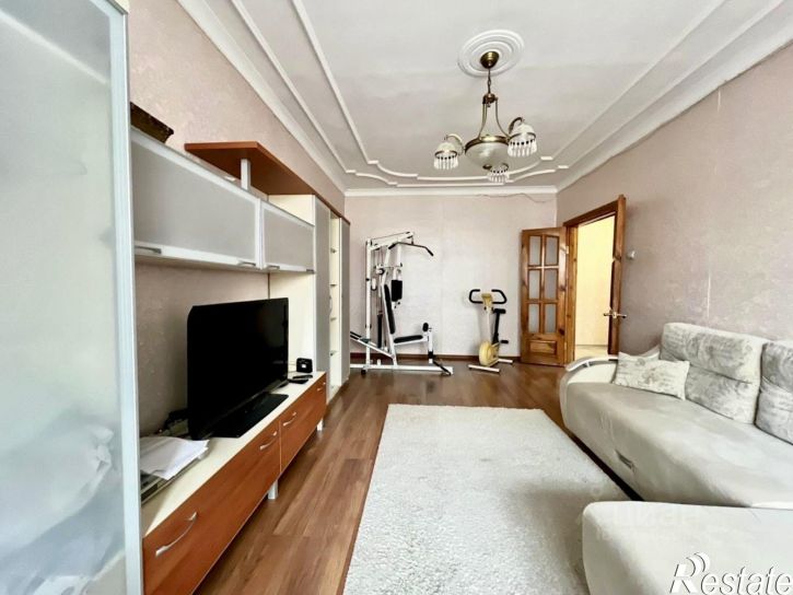3-комн квартира улица Софьи Перовской, 82 к2,  д. 82 к2