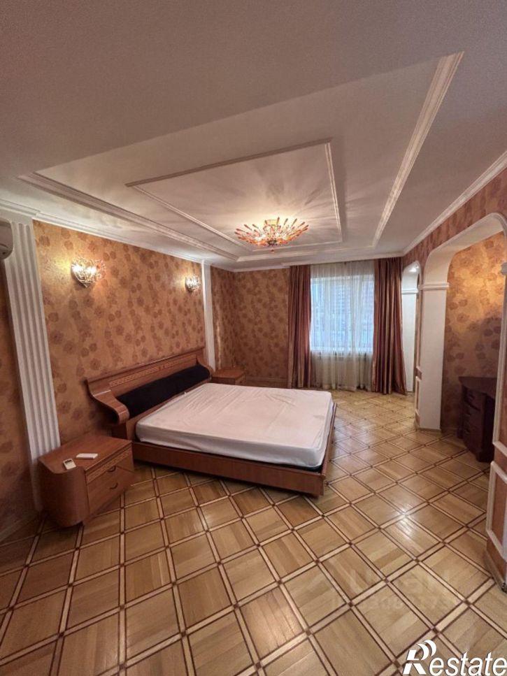 3-комн квартира ул Бабефа, 2,  д. 2