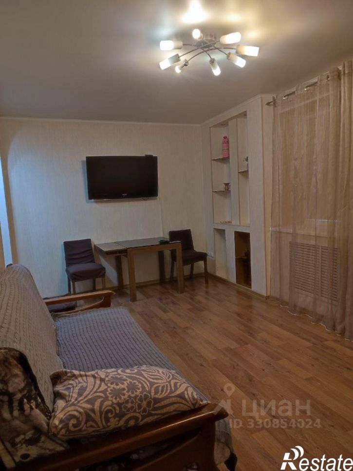 2-комн квартира улица Михаила Луконина, 11 к1,  д. 11 к1