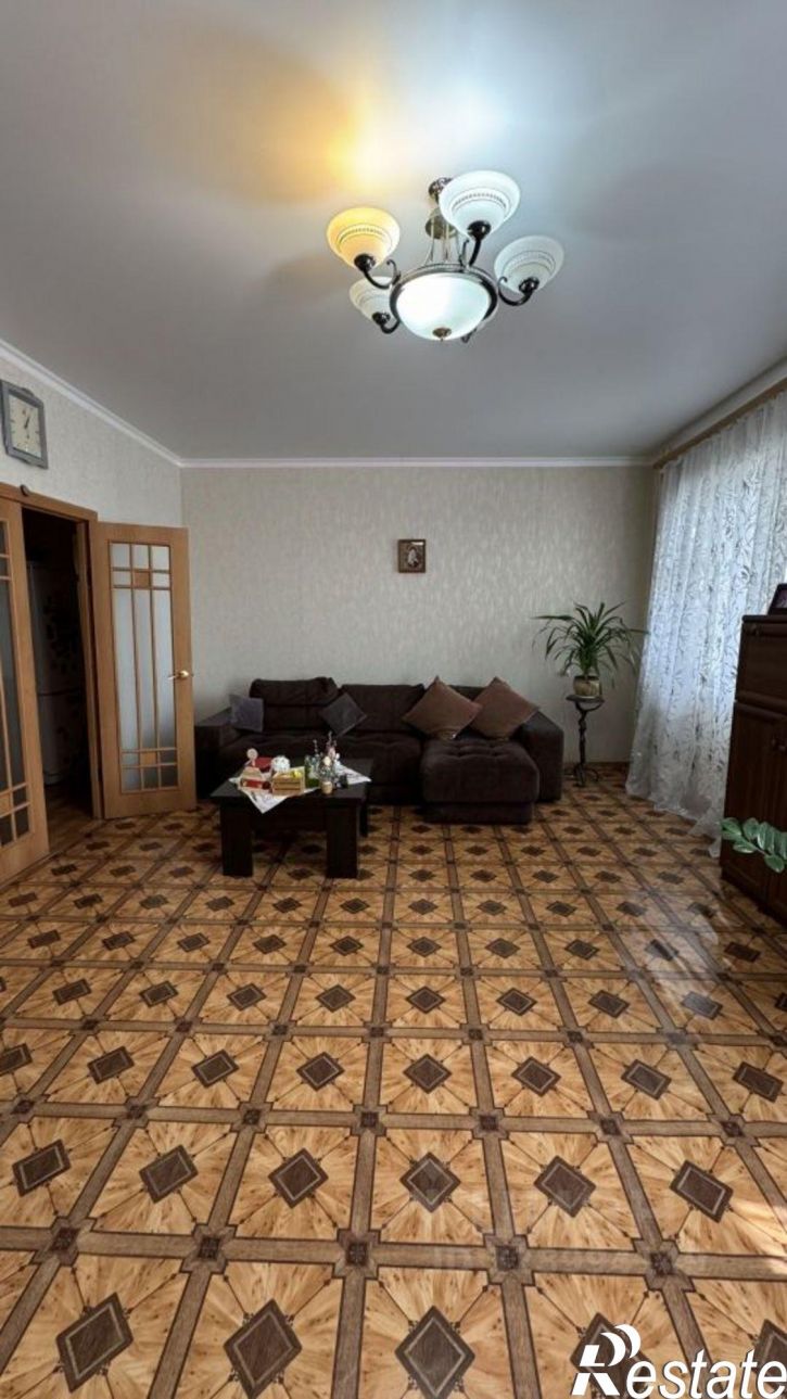 4-комн квартира ул Софьи Перовской, 89,  д. 89