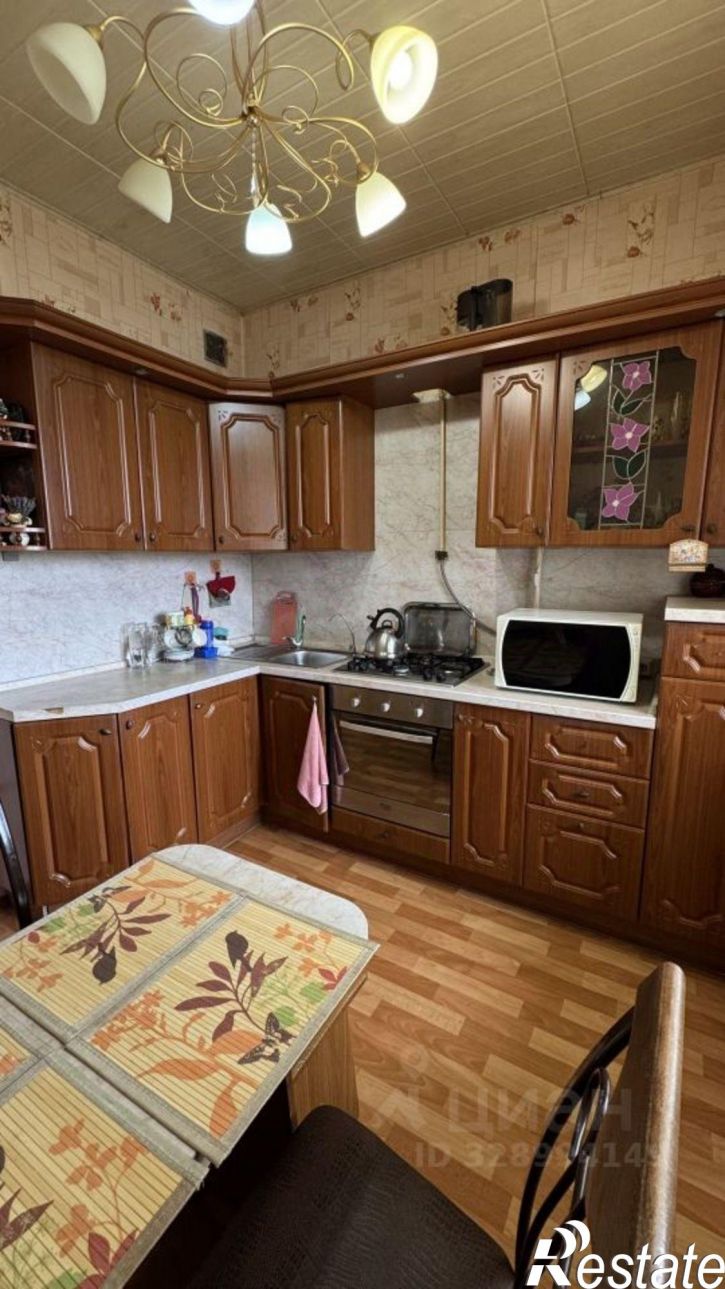 4-комн квартира ул Софьи Перовской, 89,  д. 89