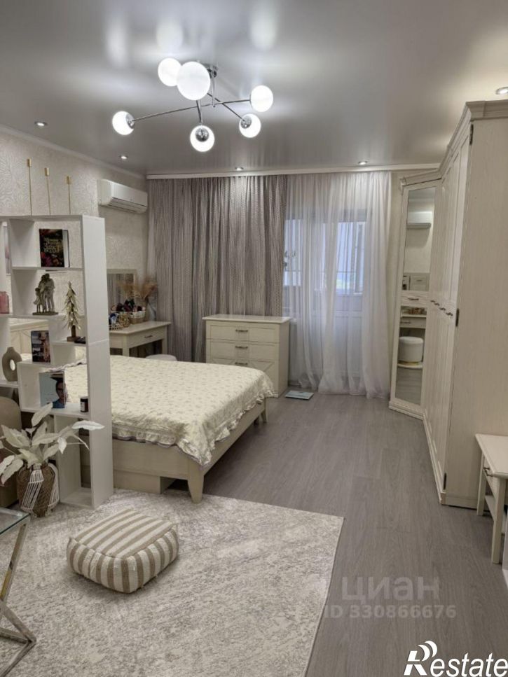 2-комн квартира улица Менжинского, 3,  д. 3