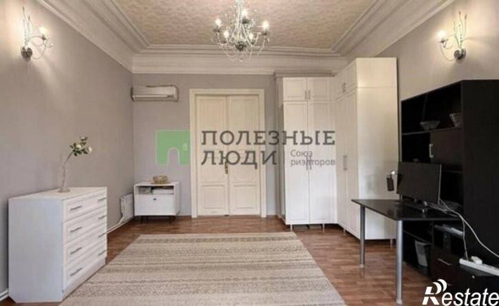 3-комн квартира ул Набережная 1 Мая, 92,  д. 92
