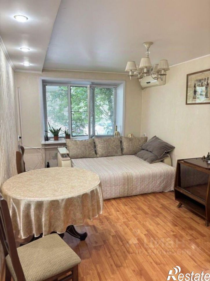 3-комн квартира улица Николая Островского, 64,  д. 64