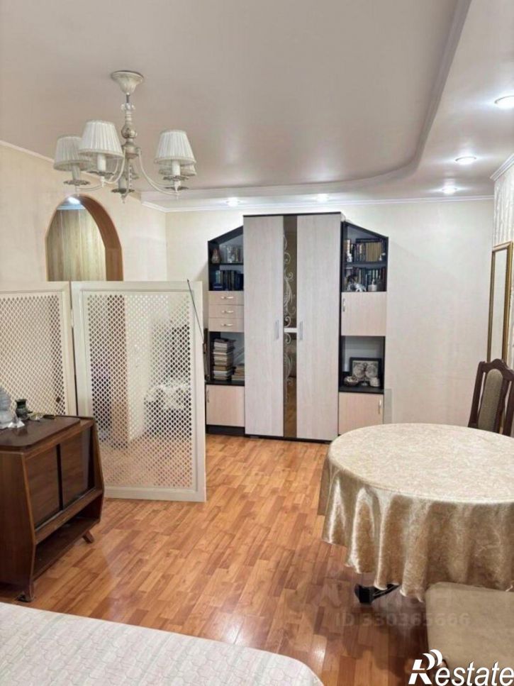 3-комн квартира улица Николая Островского, 64,  д. 64