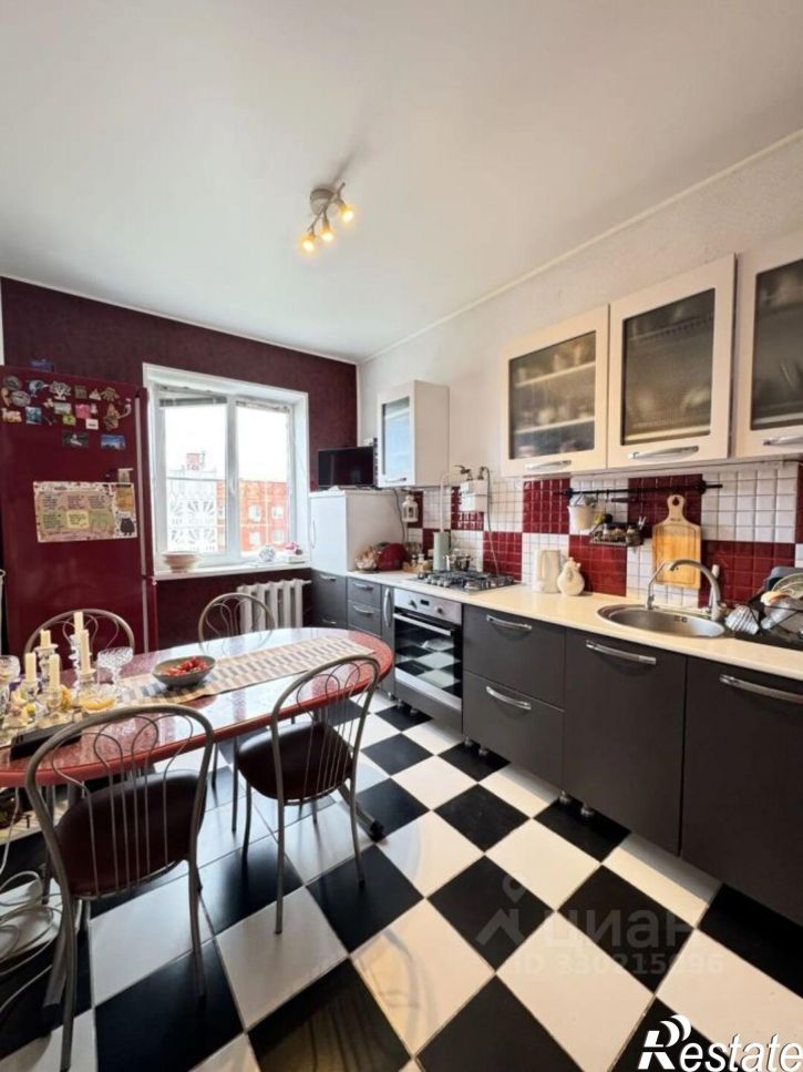2-комн квартира улица Куликова, 13 к3,  д. 13 к3