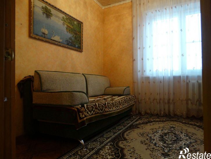3-комн квартира Жилая улица, 12,  д. 12