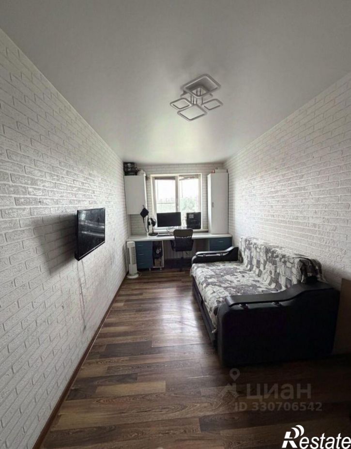 2-комн квартира ул Сен-Симона, 38,  д. 38