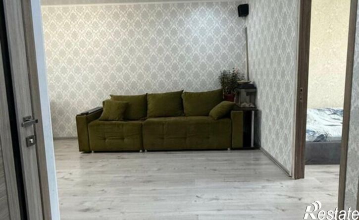 3-комн квартира улица Космонавта Комарова, 132,  д. 132