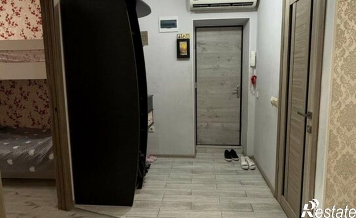 3-комн квартира улица Космонавта Комарова, 132,  д. 132