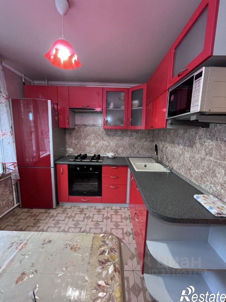 3-комн квартира улица Яблочкова, 42А,  д. 42А