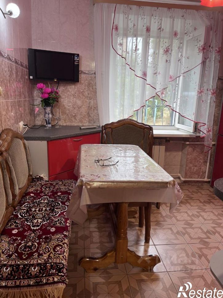3-комн квартира улица Яблочкова, 42А,  д. 42А