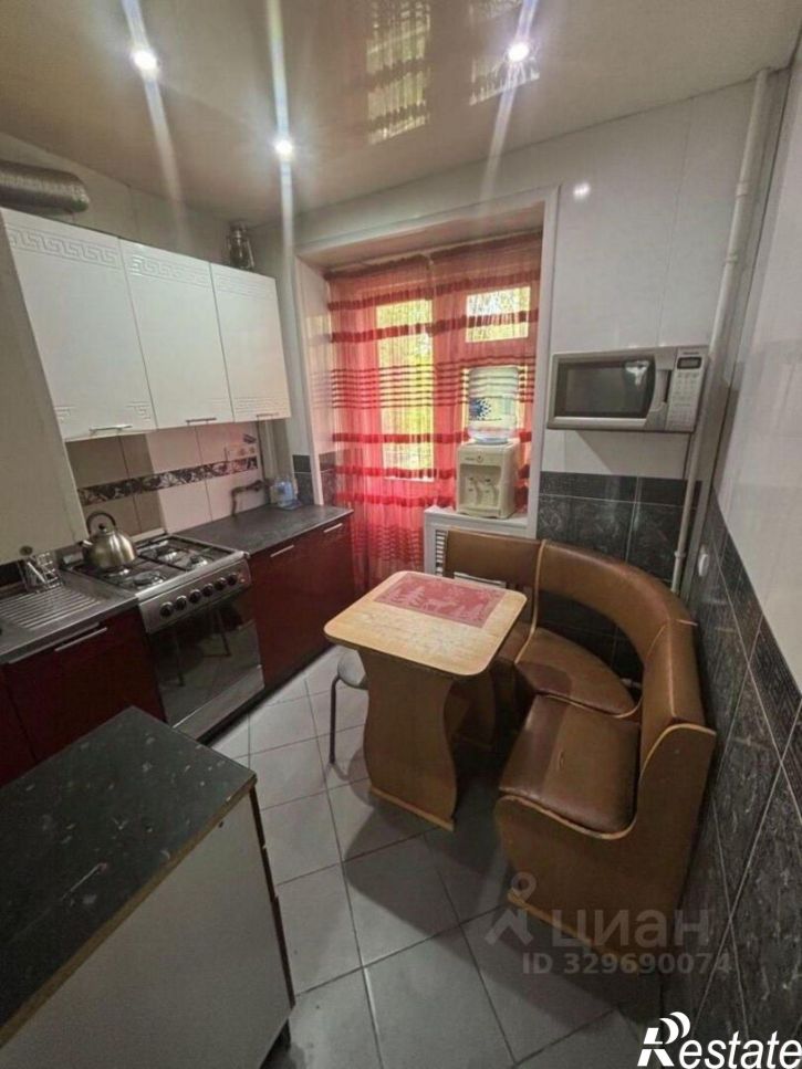 3-комн квартира 1-я Литейная улица, 2,  д. 2