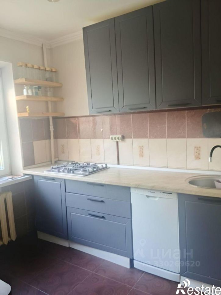 3-комн квартира улица 28-й Армии, 14 к1,  д. 14 к1