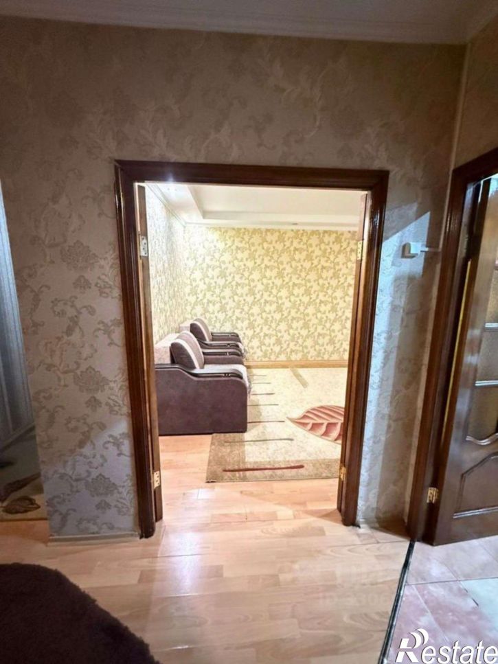 4-комн квартира улица Бабаевского, 39 к2,  д. 39 к2