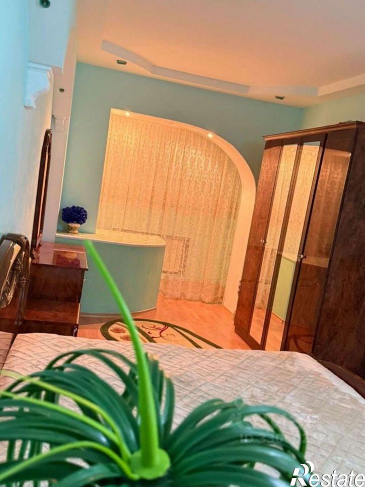 4-комн квартира улица Бабаевского, 39 к2,  д. 39 к2