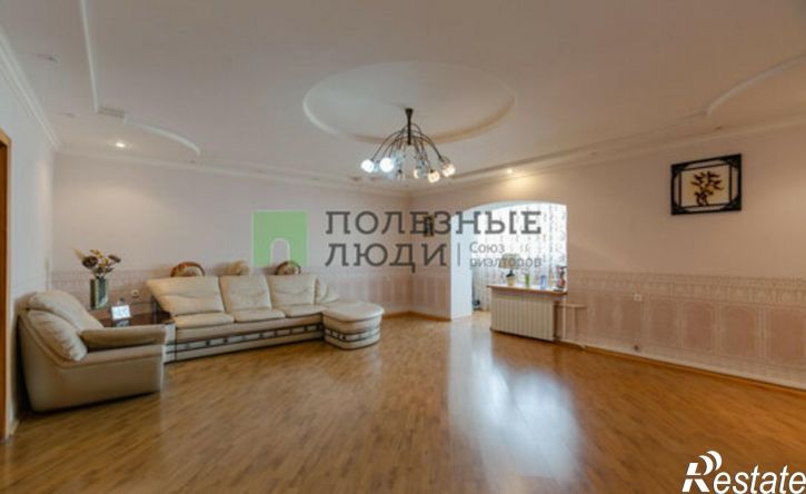 4-комн квартира улица Сен-Симона, 42 к3,  д. 42 к3