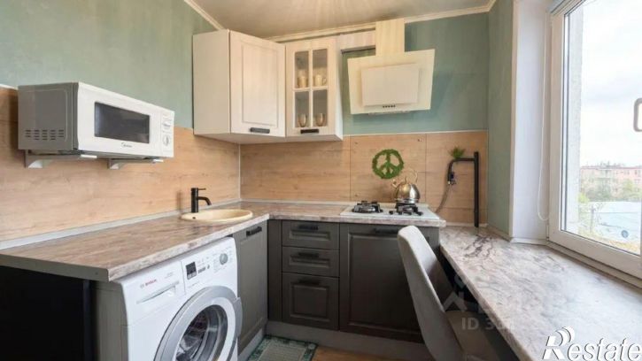 2-комн квартира улица Полякова, 17,  д. 17