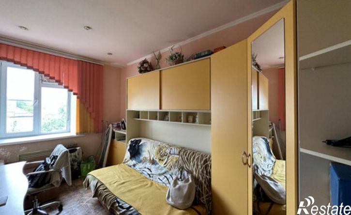 3-комн квартира улица Богдана Хмельницкого, 28,  д. 28