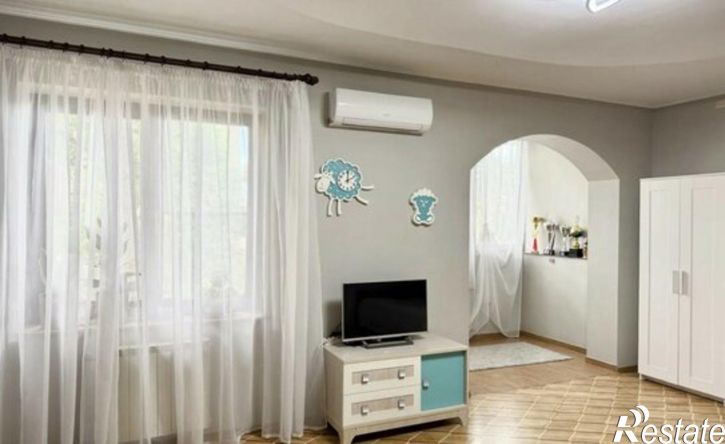 3-комн квартира ул Софьи Перовской, 89,  д. 89