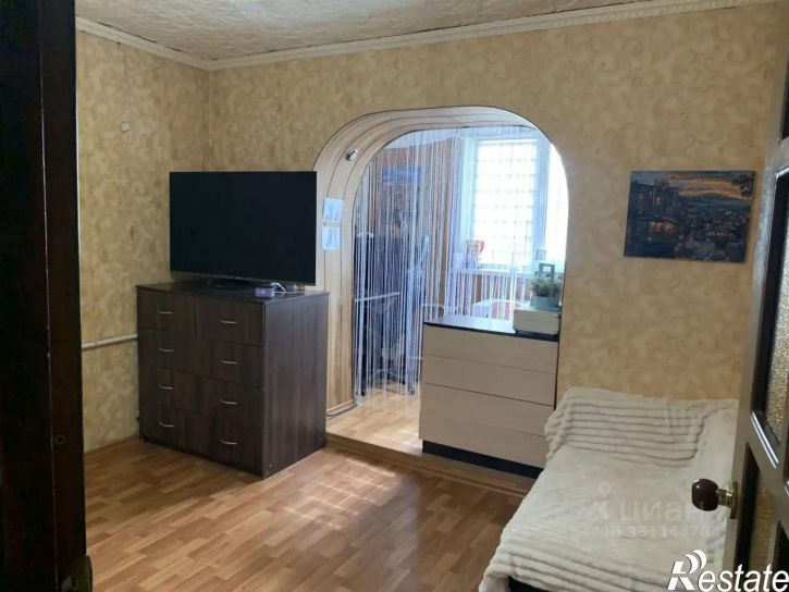 1-комн квартира ул Космонавтов, 3,  д. 3