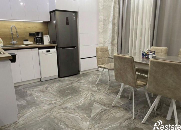 2-комн квартира улица Набережная Приволжского затона, 20Б,  д. 20Б