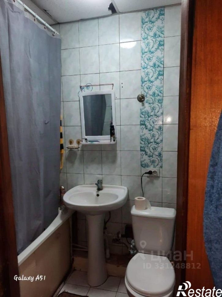2-комн квартира улица Софьи Перовской, 77,  д. 77
