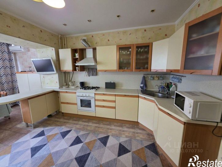 3-комн квартира Южная улица, 23 к2,  д. 23 к2
