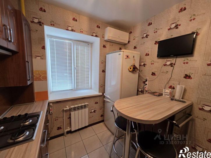 3-комн квартира Боевая улица, 126 к9,  д. 126 к9