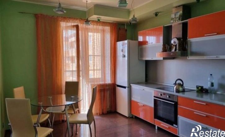 2-комн квартира улица Кирова, 84,  д. 84