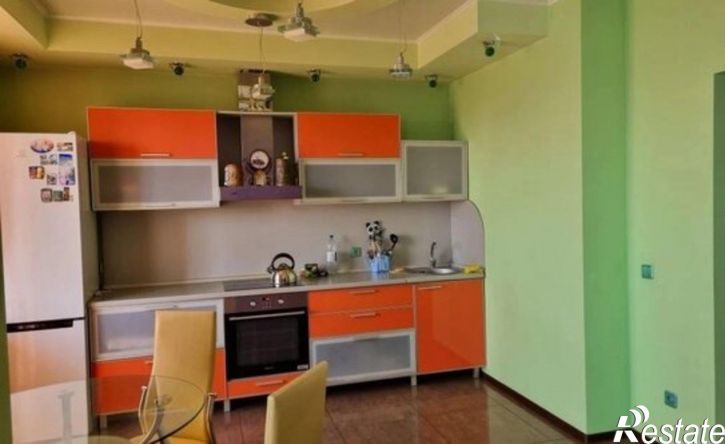 2-комн квартира улица Кирова, 84,  д. 84