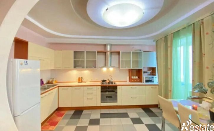 4-комн квартира ул Бурова, 10,  д. 10