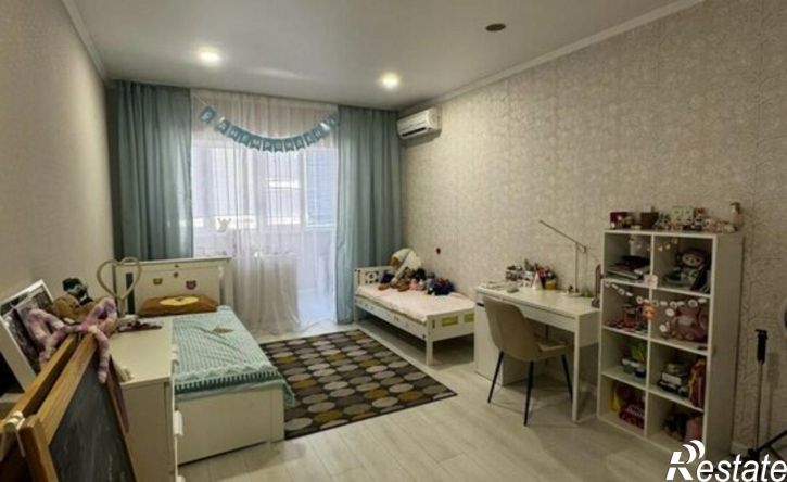 3-комн квартира ул Сен-Симона, 42 4,  д. 42 4,  к. 4