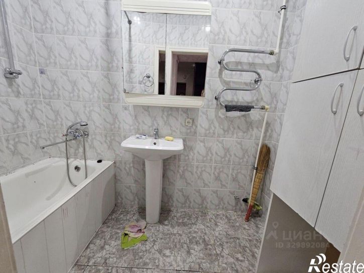 2-комн квартира улица Яблочкова, 15,  д. 15