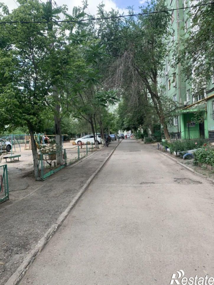 1-комн квартира улица Красная Набережная, 233,  д. 233