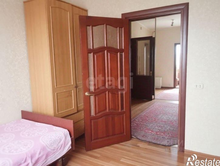 3-комн квартира улица Генерала Герасименко, 2,  д. 2