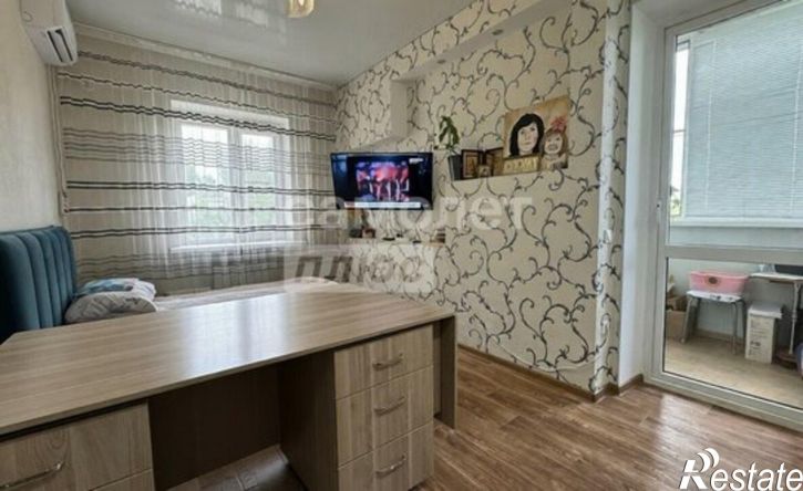 3-комн квартира улица Николая Островского, 140,  д. 140