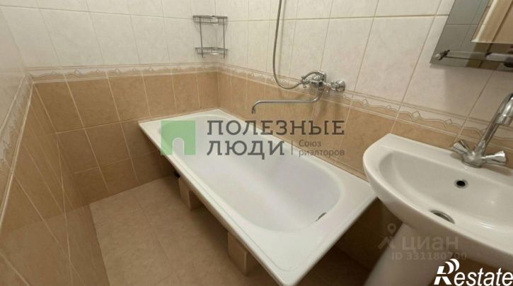 3-комн квартира пл Шаумяна, 5,  д. 5