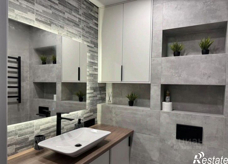 2-комн квартира ул Космонавта Комарова, 59б,  д. 59б